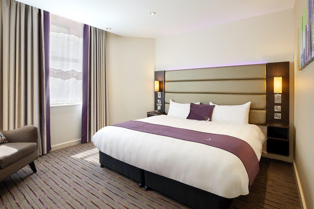 Premier Inn Leeds Headingley Buitenkant foto